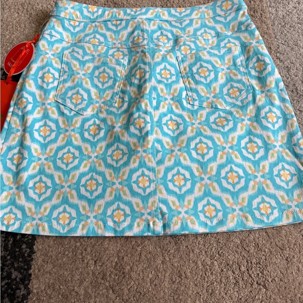 Hearts of Palm Blue and Yellow   - Lighten the Mood- Womens Petite Skort 8P - Picture 2 of 6